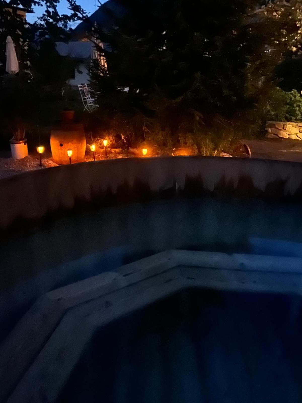 Chasa Jaro Bed & Breakfast Santa Maria Val Muestair Ngoại thất bức ảnh